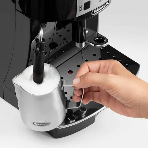 De'Longhi Magnifica S ECAM22.140.B volautomatische espressomachine